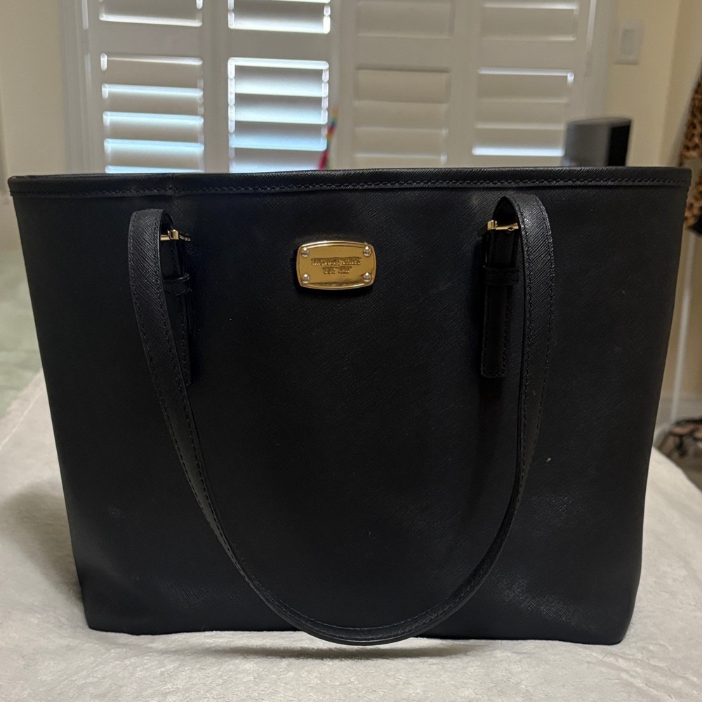 Authentic Michael Kors | Classic Black Tote